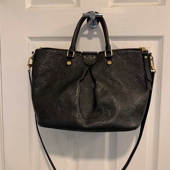 Louis Vuitton Handbags - Louis Vuitton Mazarine MM Noir